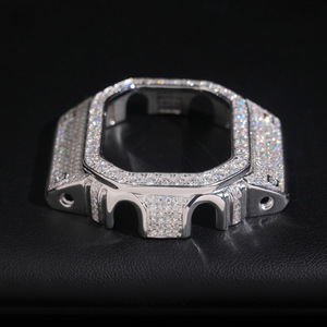 นาฬิกา <span class=keywords><strong>DW</strong></span>-5600 รุ่น Hexagonal Ice Out <span class=keywords><strong>g</strong></span> <span class=keywords><strong>Shock</strong></span> ขอบหน้าปัดประดับเพชรโมอิสซาไนต์ เงินแท้ 925 นาฬิกา <span class=keywords><strong>g</strong></span> <span class=keywords><strong>Shock</strong></span> สี D ระดับความสะอาด VVS1 นาฬิกาเพชรโมอิสซาไนต์สำหรับผู้ชาย - Product Image 3