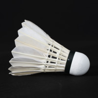 Volants de badminton professionnels à plumes d'oie, très demandés, pour joueurs de niveau avancé en club