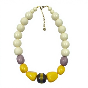 Collier classique multicouche unique en résine perlée, design quartz rose, élégante chaîne en pierre de perle naturelle, bijoux de mode pour mariage - Product Image 6