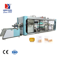 Machine de thermoformage à pression négative entièrement automatique HENGXING pour boîtes carrées en plastique PS/PP/PE/PET/PVC, conteneur doré