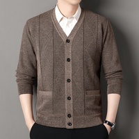 Cardigan en maille classique personnalisé pour homme, coupe ajustée, col en V, manches longues, pour l'automne
