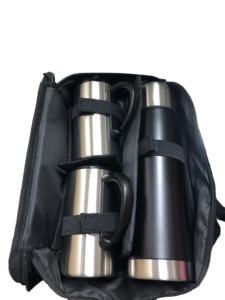 Juego de regalo de Navidad y Año Nuevo con logotipo personalizable Botella de agua al vacío y copas de vino para celebraciones festivas - Product Image 4