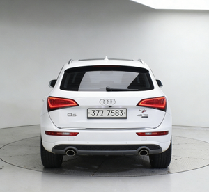 Audi Q5 TDI 2015 Usado en Buen Estado, Bajo Kilometraje, Diésel, Automático, SUV Familiar, Quattro, Tracción en las Cuatro Ruedas, Barato, para Exportación - Product Image 1