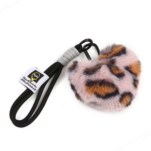 Porte-clés en peluche en forme de cœur à imprimé léopard pour la décoration de sacs, vente en gros - Product Image 2
