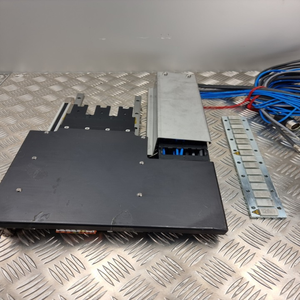 Nuevo PLC Original en Stock <span class=keywords><strong>IDAM</strong></span> MP015536, Controlador de Programación PAC para Automatización Industrial - Product Image 1