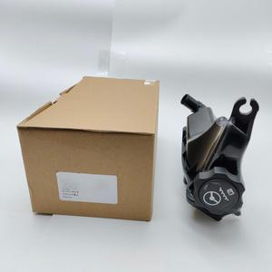 Réservoir d'huile de direction assistée 13278462 pour CHEVROLET (DAEWOO) CRUZE (J305) 1.6 (91Kw) Ber OPEL <span class=keywords><strong>ASTRA</strong></span> <span class=keywords><strong>J</strong></span> GTC <span class=keywords><strong>OPC</strong></span> A20NFT 2012 13255540 - Product Image 1