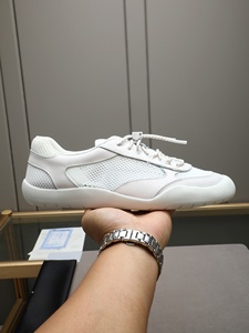 Sneakers de luxe personnalisées LANCI pour hommes, motif uni, semelle en caoutchouc crêpe, tissu respirant, logo personnalisé, cuir véritable pour le printemps - Product Image 3