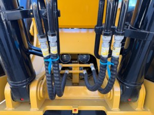 รถขุดตีนตะขาบ Caterpillar 330D2L มือสองสมรรถนะสูง ขนาด 30 ตัน เครื่องยนต์ C7.1 สำหรับงานหนัก เหมาะสำหรับงานขุดเหมือง - Product Image 6