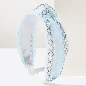 Accessoire de cheveux large orné de perles et de diamants coréens, design noué tendance pour les vacances d'été à la plage - Product Image 4