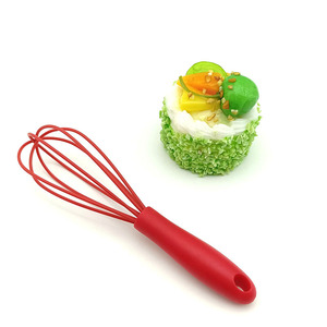 Vente chaude Articles Ménagers Gadgets De <span class=keywords><strong>Cuisine</strong></span> Très Robuste <span class=keywords><strong>Cuisine</strong></span> Silicone Ballon 6 Fil Batteur À Oeufs <span class=keywords><strong>Fouet</strong></span> pour la maison - Product Image 2