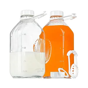 Wholesale 64oz 2000ML Half Gal Glass Milk Bottle Milk Jug Pitcher Buttermilk Water or Juice Bottles with Caps