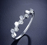 Mode mariage 9K 10K 14K 18K ZIRCON or cercle hexagone bague en diamant pour les femmes