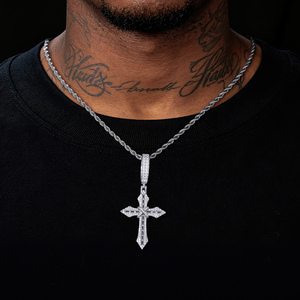 Pendentif croix conique affûté en moissanite VVS, testée au diamant, plaqué or, argent sterling 925, bijoux chrétiens pour hommes - Product Image 4