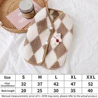 Vêtements pour animaux de compagnie OEM ODM : Gilet chaud tendance pour chiens et chats, sans manches, styles variés, pour la promenade quotidienne et les fêtes