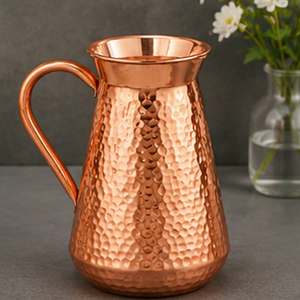 Pichet à eau artisanal en cuivre pur de qualité supérieure, style ouvert, forme conique martelée exquise, flacon ayurvédique indien antique - Product Image 1