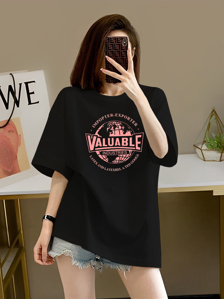 Black-pink print