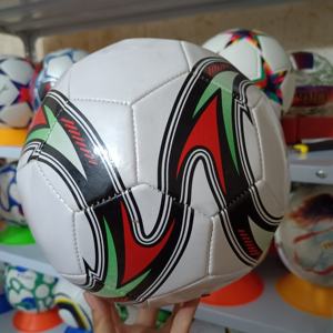 Balón de fútbol personalizado 2026 con logo, tamaño 5, para entrenamiento deportivo, material PU - Product Image 3