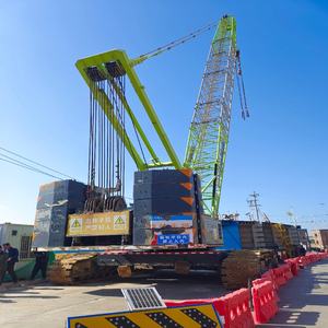 <b>Used</b> Crawler <b>Crane</b> ZOOMLION 180T in Very Good Working Condition - Product Image 4