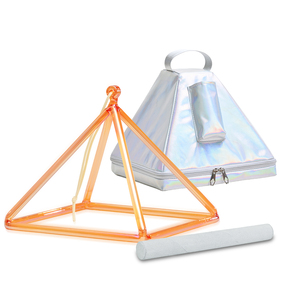 Instrumento de Cura por Banho Sonoro Jinfang, Personalização de Pirâmide de Cristal Cantante Triangular em Ouro Acinzentado - Product Image 1