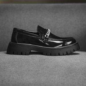 รองเท้าโลฟเฟอร์แบบสวมรุ่นใหม่คุณภาพสูง OEM สำหรับผู้ชายและผู้หญิง รองเท้าลำลองสำหรับฤดูใบไม้ร่วง น้ำหนักเบา เหมาะสำหรับใส่ทำงานและโอกาสทางการ - Product Image 2