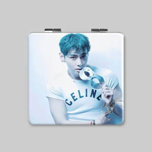 All'ingrosso KPOP Bangtan ragazzi V <span class=keywords><strong>Taehyung</strong></span> rivista Double-face quadrato pieghevole portatile specchio per il trucco - Product Image 1