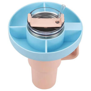 Nuevo Plato de Silicona para Aperitivos con 4 Compartimentos, Bandeja con Anillo para Vaso Stanley - Product Image 1