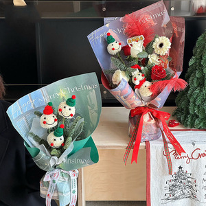Venta al por mayor de papel kraft grueso y materiales de embalaje para ramos de flores con ambiente navideño - Product Image 1