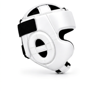 Casque de boxe en cuir blanc General Industries, confortable et écologique, pour MMA, kickboxing, karaté, entraînement et sparring. - Product Image 1