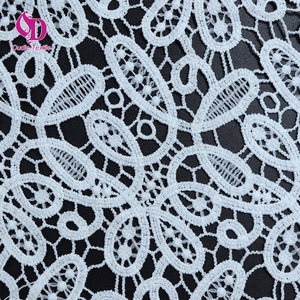Tissu brodé élégant blanc soluble dans l'eau, dentelle africaine pure Ramage 100 % polyester légère pour textile de maison - Product Image 4