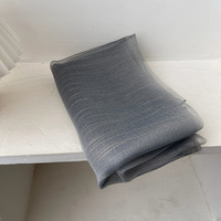 Écharpe en soie double couche avec bordure en fil métallique, châle et étole superposés élégants et aériens pour femme