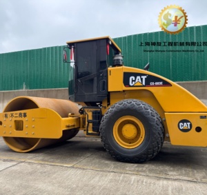 Compactador vibratorio Caterpillar de segunda mano para construcción de carreteras, motor de rodillos de carretera, componentes de núcleo de motor disponibles para la venta - Product Image 1