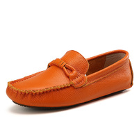 Sepatu pantofel kulit sapi asli pria, alas kaki Slip On kasual gaya Formal, bernafas sol luar Oxford anti selip lembut