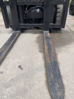 Chariot élévateur diesel Toyota d'occasion de 15 tonnes avec système de stabilité active SAS, prix compétitif, en stock, haute qualité