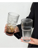 Grand gobelet en verre réutilisable de 600 ml, style Ins, avec couvercle anti-fuite et paille, motif à rayures verticales, pour jus et boissons froides