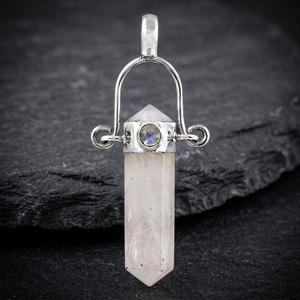 Colgante de Plata con Cuarzo Rosa y Piedra Lunar Arcoíris, Estilo Lápiz Clásico, para Regalo Unisex - Product Image 2