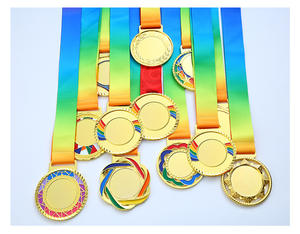 Medalla de Maratón Personalizada de Fábrica con Diseño de Cinta, Medallas Deportivas Personalizadas, Medallas de Metal Esmaltadas en 3D de Alta Calidad - Product Image 4