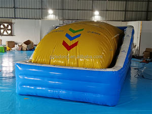 Parc de trampoline gonflable voler vers l'airbag sautant jeux de sac <span class=keywords><strong>blob</strong></span> homme volant - Product Image 5