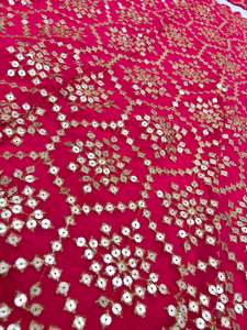 Vêtements traditionnels indiens Lehenga Choli de séquence de 9mm pour mariage et réception au prix de gros de l'Inde - Product Image 6