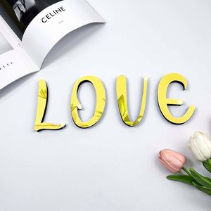 Lettres anglaises en italique, autocollants muraux en miroir 3D, alphabet, décoration de la maison en acrylique imprimé UV, caractères d'amour par Love Characters - Product Image 2