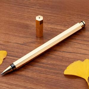 Bolígrafo Metálico Hexagonal Personalizado de Alta Gama, Diseño Moderno y Delgado, Tinta Multicolor de 0.7mm, Publicitario de Lujo, Portátil - Product Image 4