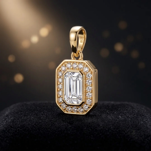 Collier pendentif plaqué or avec moissanite et diamant de laboratoire, breloque ovale en halo, bijoux pour femme, cadeau de fête - Product Image 1