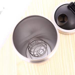 زجاجة خلط البروتين من الفولاذ المقاوم للصدأ 304 بدرجة الغذاء سعة 500 مل/750 مل مع عزل حراري للمكتب والصالة الرياضية - Product Image 6