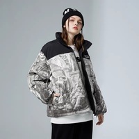 Logo personnalisé brodé épais vestes de plumes de canard partout imprimé surdimensionné rétro graphique bouffant veste hommes