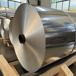 Rouleau de papier aluminium - Qualité médicale, tempérament doux, enduit pour la cuisine et l'utilisation alimentaire - Product Image 1