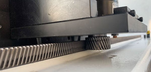 Routeur CNC 3 axes 1325 pour gravure et découpe 3D du bois, machine pour portes et armoires - Product Image 4