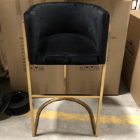 Vente en gros tabourets de bar commerciaux de luxe chaises hautes meubles de cuisine rembourrés pour restaurants métal cuir synthétique extérieur