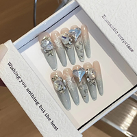 Venta al por mayor bailarina prensa en las uñas acrílico ataúd diseño con diamantes de imitación perla punta francesa uñas artificiales personalizadas