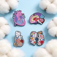 Groothandel Metal Cartoon Pins Schattige Menselijke Hart Organ Bloem Emaille Pin Creatieve Broche Badge Persoonlijkheid Kleding Accessoires