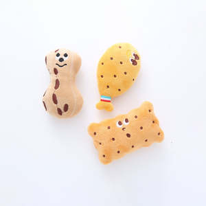 Nouveau design Jouet à mâcher pour chat en peluche, interactif et couineur, avec herbe à chat, en forme de cuisse de poulet, biscuit et cacahuète, durable et écologique - Product Image 6