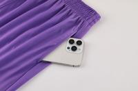 Ensemble d'uniformes de football personnalisés avec logo d'équipe, service OEM, 100% polyester, séchage rapide, col en V, blanc et violet, injection directe